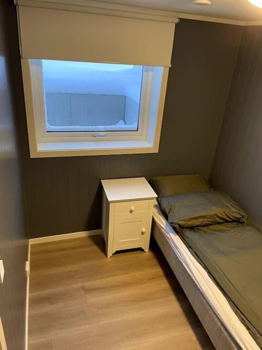 Lofoten - New Apartment, Close To Airport. Leknes Dış mekan fotoğraf